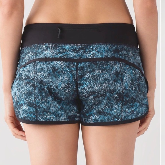 Lululemon Speed Short 2 1/2”, Fairisle Multi Black - Picture 2 of 9